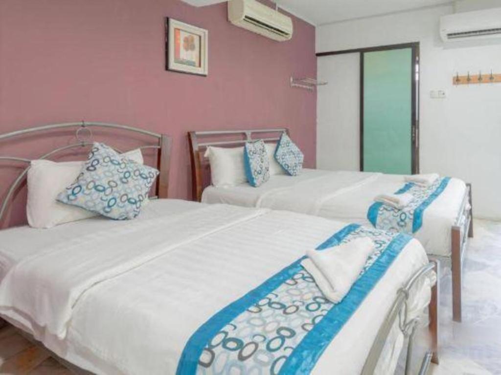 Oyo 89874 Gs Golden Star Hotel Seri Kembangan Exterior photo